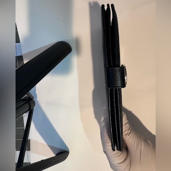 Bvlgari Black Leather Wallet w/ Auth Certificate 6.7x3.5”‎ Red Interior Luxury - Picture 6 of 12